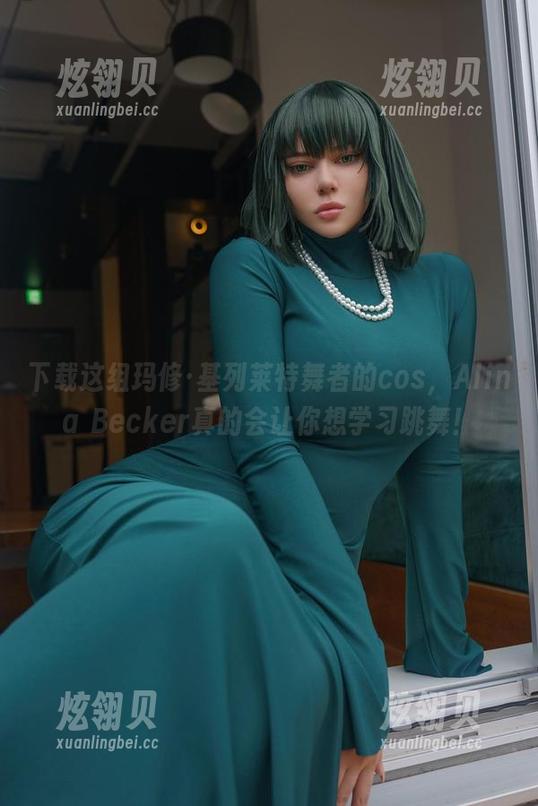 下载这组玛修·基列莱特舞者的cos，Alina Becker真的会让你想学习跳舞！